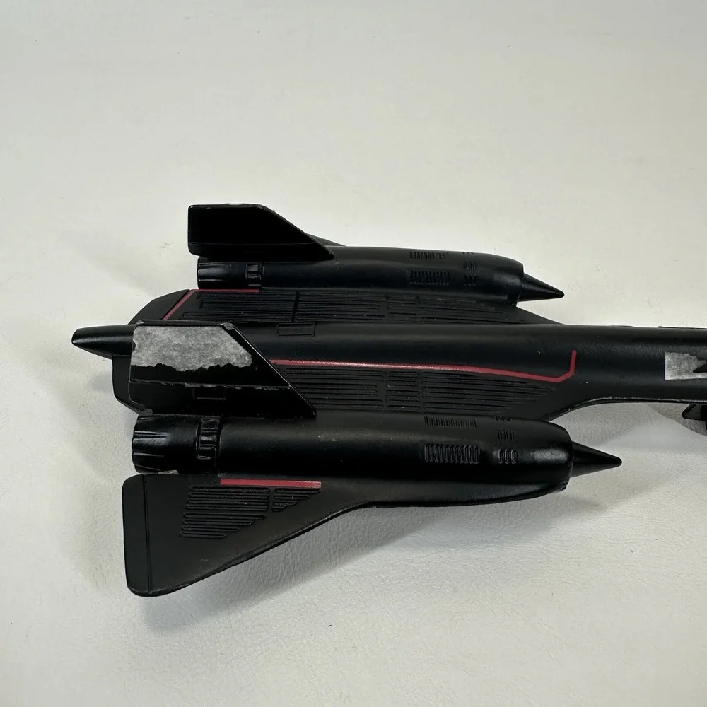ERTL VINTAGE 1988 DIE CAST SR-71‎ BLACKBIRD